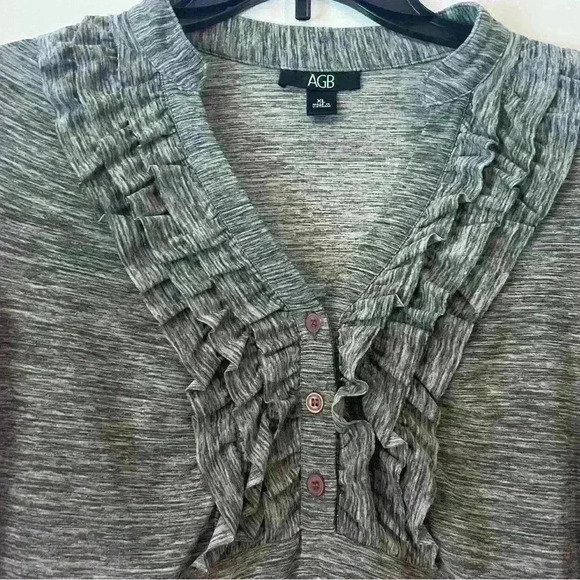 Grey Blouse - Picture 4 of 5